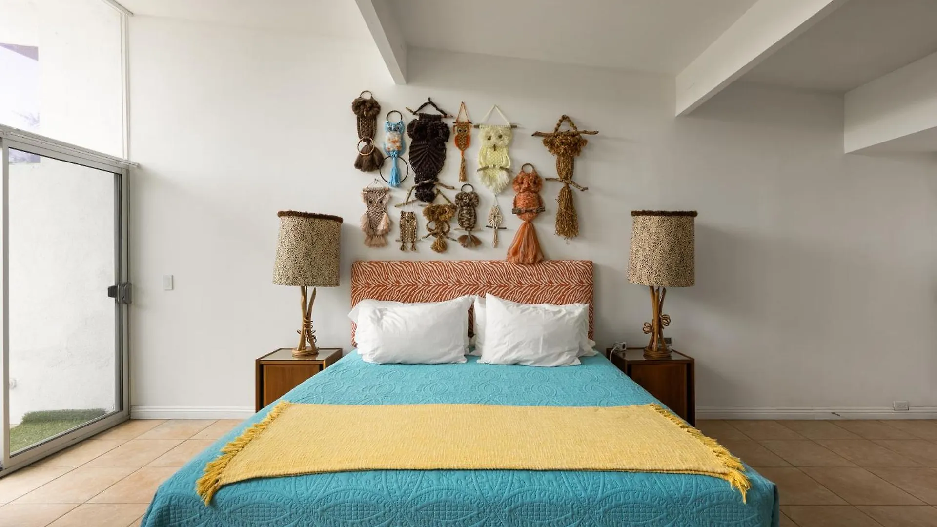 Monkey Tree Hotel By Avantstay Stylish Hotel In Palm Springs W Pool