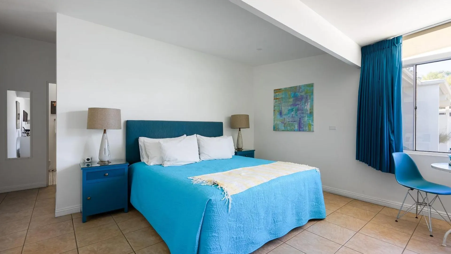 Monkey Tree Hotel By Avantstay Stylish Hotel In Palm Springs W Pool